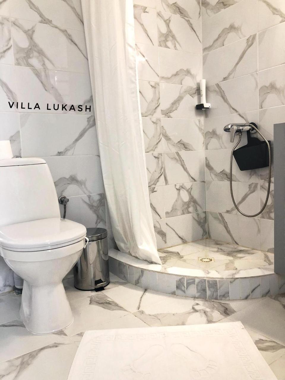 Villa Lukash Yanoshi エクステリア 写真