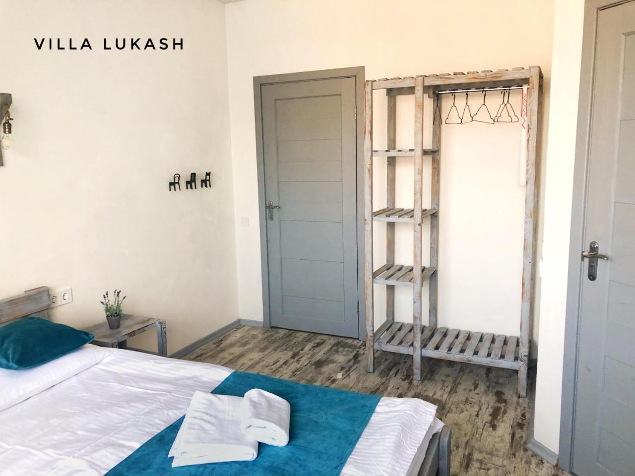Villa Lukash Yanoshi エクステリア 写真